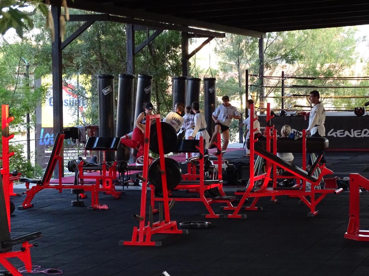 Sport Generation Camp Hotel Lozenets Bagian luar foto