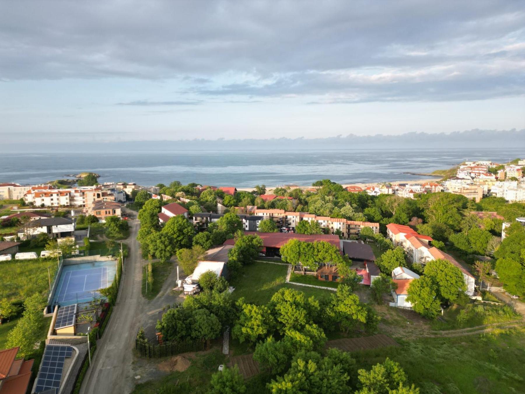 Sport Generation Camp Hotel Lozenets Bagian luar foto