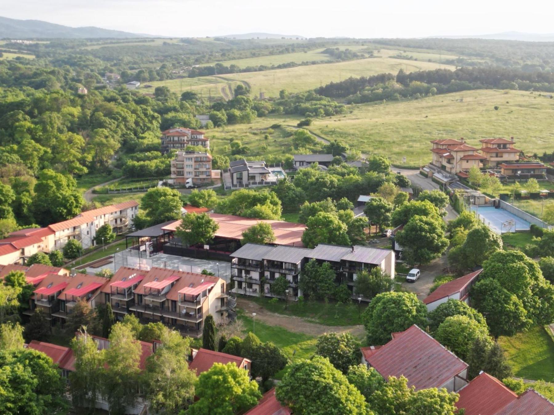 Sport Generation Camp Hotel Lozenets Bagian luar foto